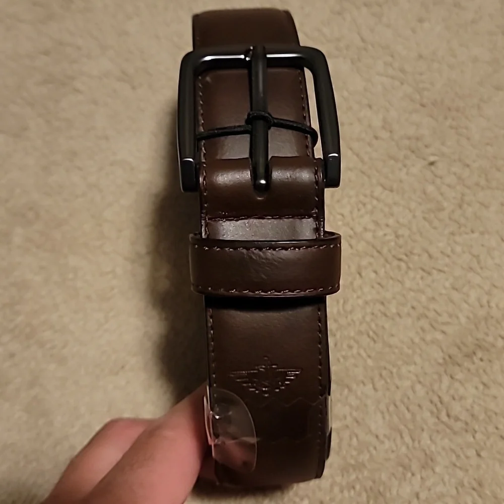 BNWOT DOCKERS Men's Belt - Picture 1 of 5